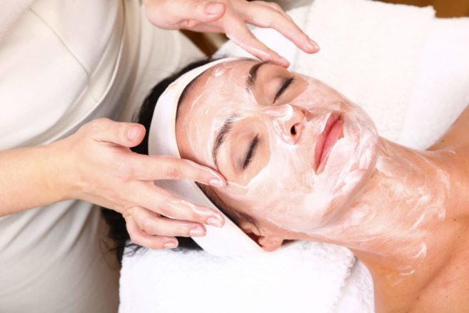 What Are The Benefits Of Getting Ruma Hydrate Facial Treatment?